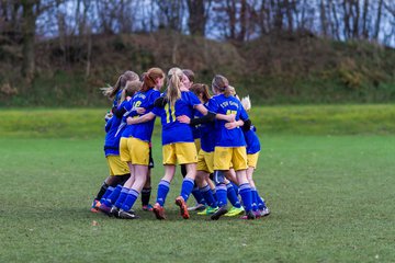 Bild 289 - B-Juniorinnen TSV Gnutz o.W. - SV Henstedt Ulzburg II : Ergebnis: ca. 5:0